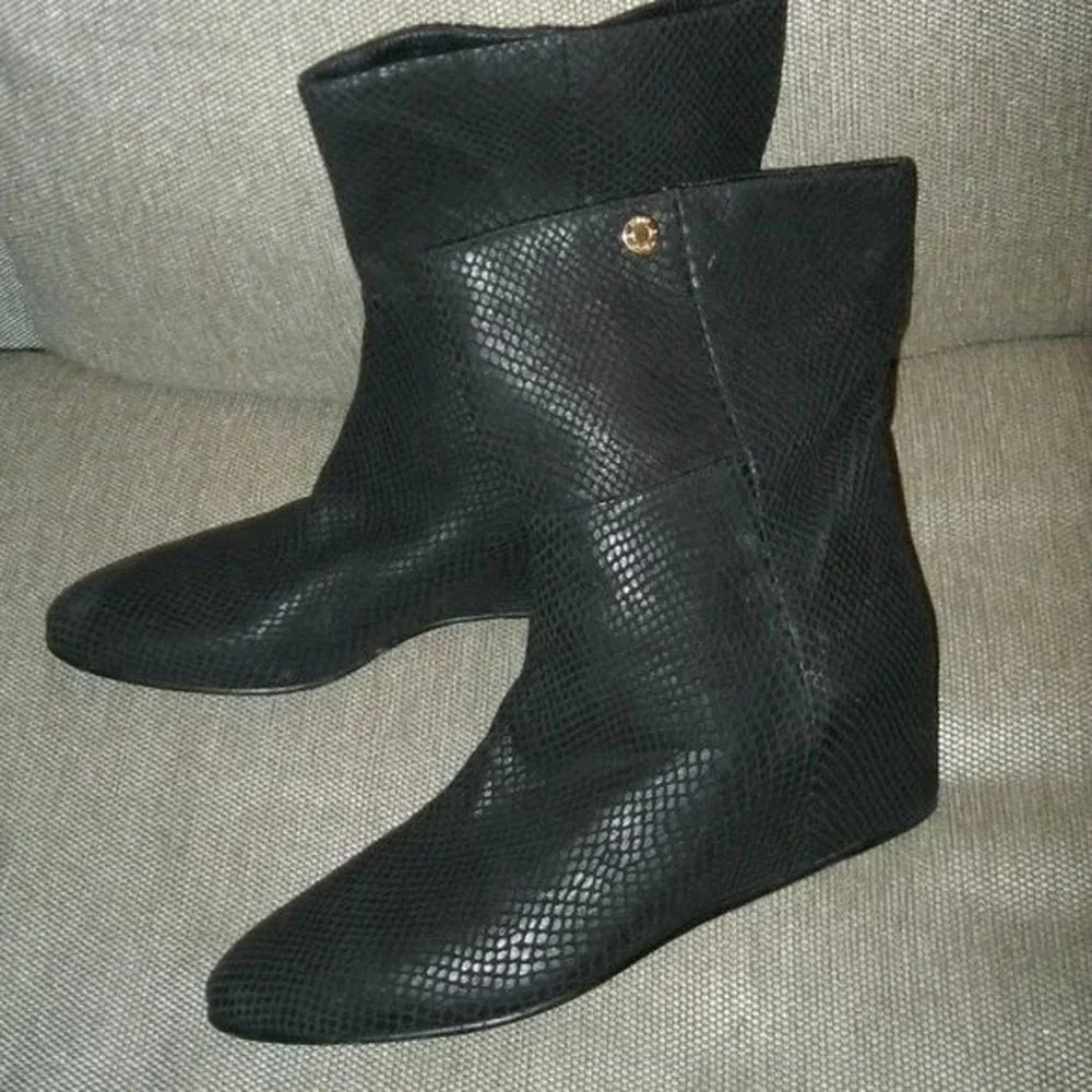 ❤️JIMMY CHOO BLACK REPTILE WEDGE ANKLE BOOTS 40 10
